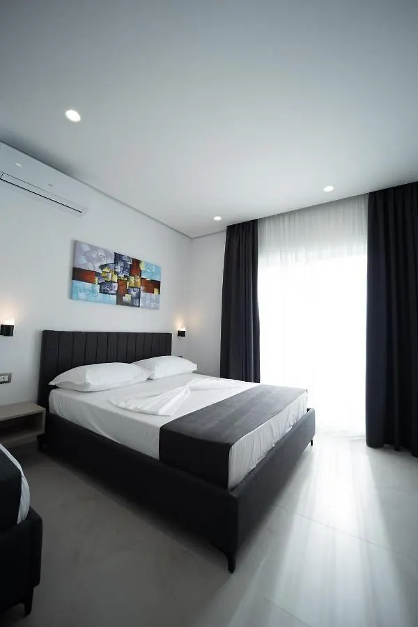 Hotel Kapri ゴーレム