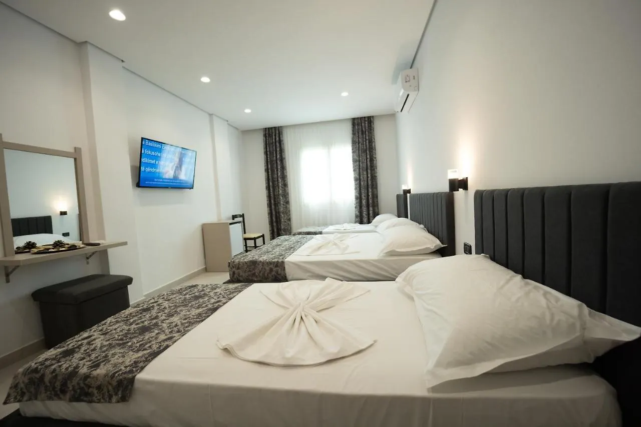 Hotel Kapri ゴーレム