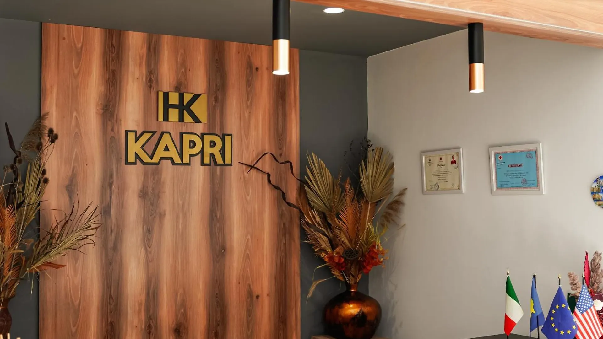Hotel Kapri ゴーレム