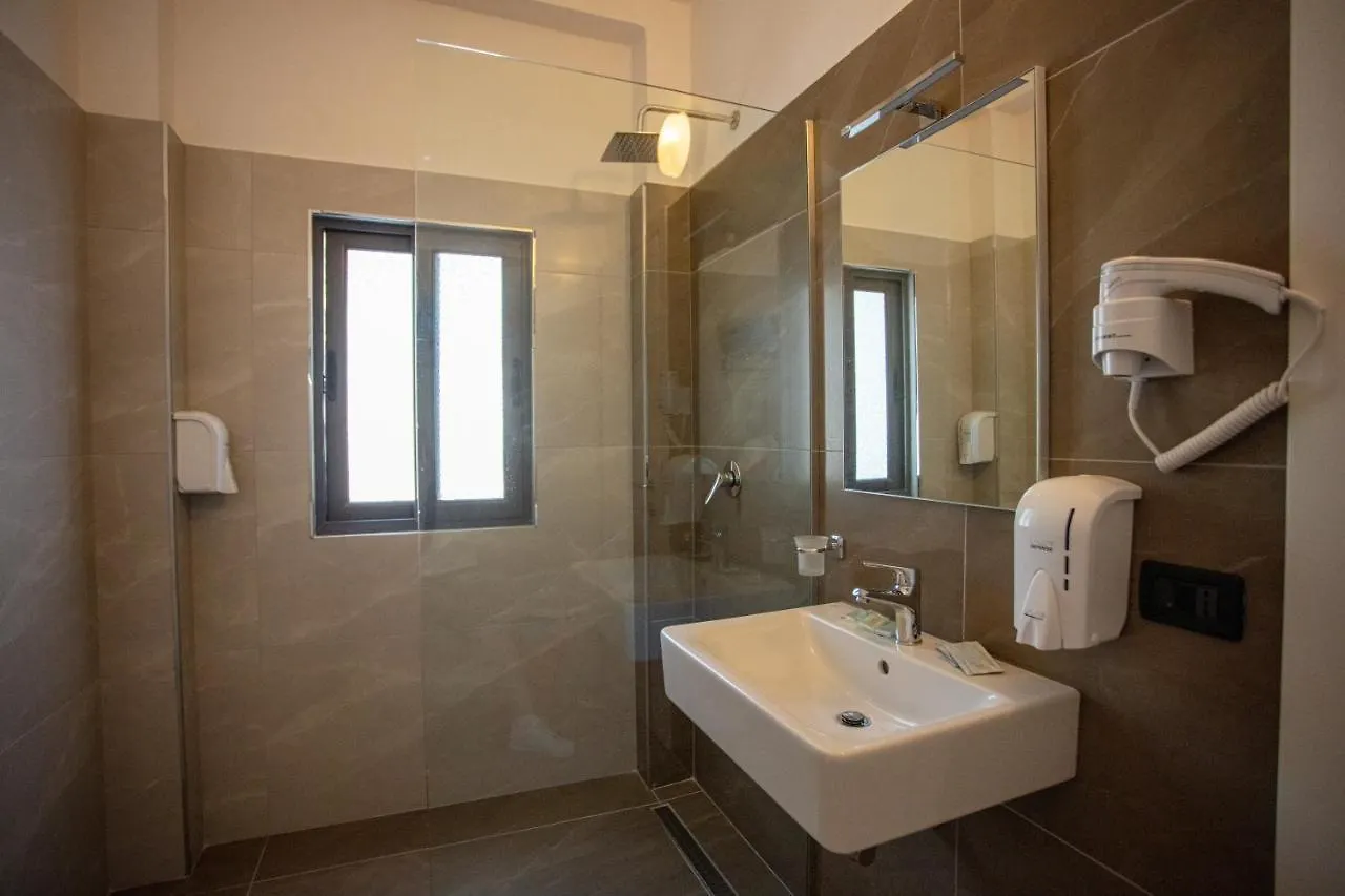 Hotel Kapri Golem
